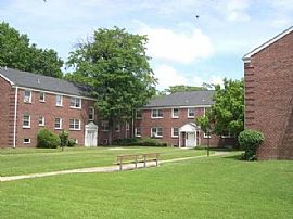 Ridge Gardens Apartments in Orange, NJ (Photo 4 of 7)