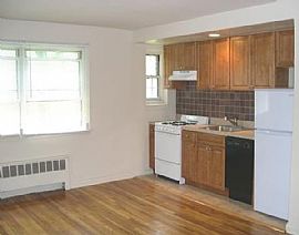 Ridge Gardens Apartments in Orange, NJ (Photo 6 of 7)