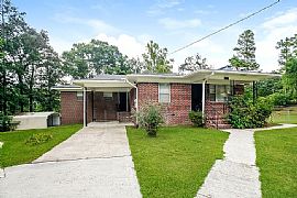 1044 Southwood Dr, Birmingham, Al 35217 in Birmingham, AL