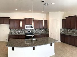 4bed, 3bath in Mesa, AZ (Photo 6 of 7)