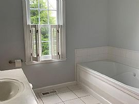 102 Casey Ln, Williston, Vt 05495 in Williston, VT (Photo 3 of 5)