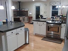 6 Clems Dr, Essex Junction, Vt 05452 in Essex, VT (Photo 3 of 5)