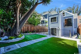 5 Bedroom and 6 Bathroom in Abraham, WV