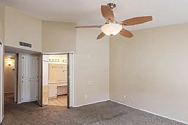 3bed, 2bath in Gilbert, AZ (Photo 4 of 10)