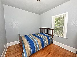 5160 N 39th St, Milwaukee, Wi 53209 in Milwaukee, WI (Photo 10 of 12)