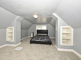 5160 N 39th St, Milwaukee, Wi 53209 in Milwaukee, WI (Photo 9 of 12)