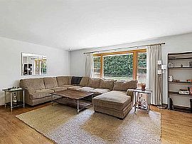 6309 Piping Rock Rd, Madison, Wi 53711 in Madison, WI (Photo 5 of 12)