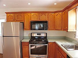 121 Andrassy Ave, Fairfield, Ct 06824 in Fairfield, CT (Photo 5 of 11)