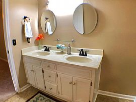 6896 Brownwood Ln, Montgomery, Al 36117 in Montgomery, AL (Photo 7 of 10)