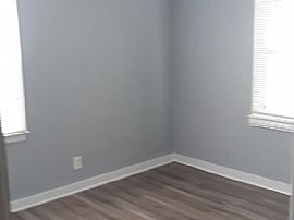 426 Ruth St, Bridgeport, Ct 06606 in Bridgeport, CT (Photo 3 of 12)