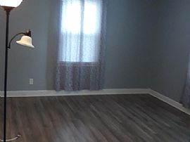 426 Ruth St, Bridgeport, Ct 06606 in Bridgeport, CT (Photo 6 of 12)