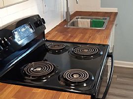 426 Ruth St, Bridgeport, Ct 06606 in Bridgeport, CT (Photo 8 of 12)