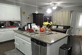 4bed, 2bath in Dothan, AL (Photo 7 of 12)