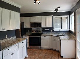 3 Bd/ 2 Ba/ 1,701 Sqft in Wilmington, NC (Photo 7 of 12)