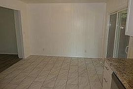 2 Bd/ 1 Ba/ 1,000 Sqft in Boulder, CO (Photo 7 of 12)