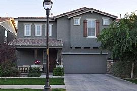 3453 E Robin Ln, Gilbert, Az 85296 in Gilbert, AZ