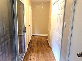 3 Bd/ 2 Ba/ 1,427 Sqft in Houston, TX (Photo 8 of 12)