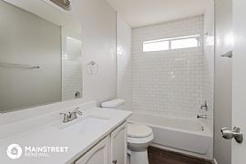 Amazing 3 Bedroom House in Chandler, AZ (Photo 9 of 11)