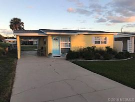 828 E 26th Ave, in New Smyrna Beach, FL