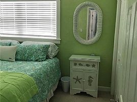 828 E 26th Ave, in New Smyrna Beach, FL (Photo 3 of 3)