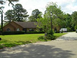 8561 Camshire Ct, Jacksonville, in Jacksonville, FL