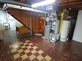 3 Bd/ 1.5 Ba/ 1,479 Sqft in Milwaukee, WI (Photo 11 of 12)