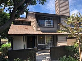 Luxury 3 Bedroom  Home  in Anaheim, CA