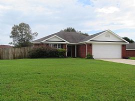 137 Oakwood Ave, Fairhope, Al 36532 in Fairhope, AL