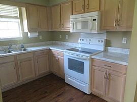 137 Oakwood Ave, Fairhope, Al 36532 in Fairhope, AL (Photo 5 of 5)