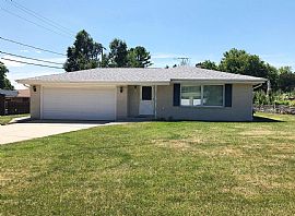 1707 Spruce Ct, South Milwaukee, Wi 53172 in South Milwaukee, WI (Photo 11 of 12)