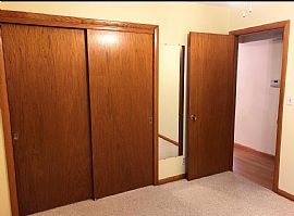 1707 Spruce Ct, South Milwaukee, Wi 53172 in South Milwaukee, WI (Photo 6 of 12)