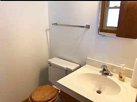 1707 Spruce Ct, South Milwaukee, Wi 53172 in South Milwaukee, WI (Photo 8 of 12)