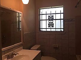 5238 Grace Point Ln, Houston, Tx 77048  in Houston, TX (Photo 4 of 5)