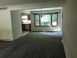 625 Cloute St, Fort Atkinson, Wi 53538 in Fort Atkinson, WI (Photo 2 of 6)