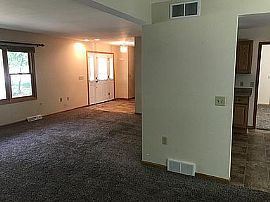 625 Cloute St, Fort Atkinson, Wi 53538 in Fort Atkinson, WI (Photo 4 of 6)