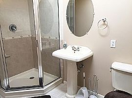 S87w27810 Hidden Lakes Dr, Mukwonago, Wi 53149 in Mukwonago, WI (Photo 2 of 12)