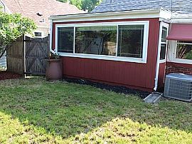 2237 N Lefeber Ave, Wauwatosa, Wi 53213 in Wauwatosa, WI (Photo 8 of 8)