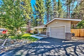 2 Beds and 2 Baths Home For Rent in South Lake Tahoe, CA (Photo 10 of 10)