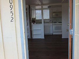 2 Bd/ 1 Ba/ 800 Sqft in Santee, CA (Photo 3 of 11)