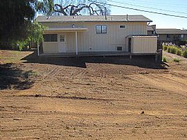 2 Bd/ 1 Ba/ 800 Sqft in Santee, CA (Photo 4 of 11)