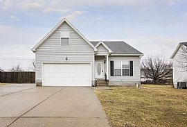 12 Lees Ct, Shelbyville, Ky 40065 For $800/m Deposit $800 in Shelbyville, KY
