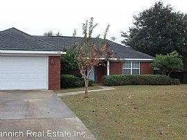 143 Oakwood Ave, Fairhope, Al 36532 in Fairhope, AL