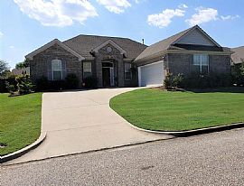 3418 Crestwood Ln, Montgomery, Al 36116 in Montgomery, AL