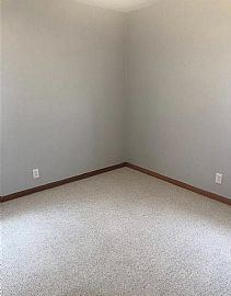 Charming  in Parma, OH (Photo 11 of 12)