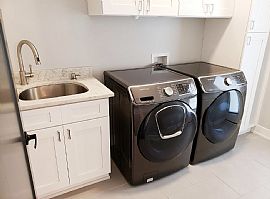 Charming  in Fulton, OH (Photo 6 of 12)