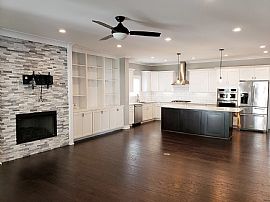 Charming  in Fulton, OH (Photo 8 of 12)