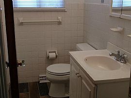 4 Bd/ 2 Ba/ 1,500 Sqft in Marquette, MI (Photo 8 of 11)