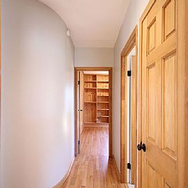 3 Bd. 2.5 Ba. 1,400 Sqft in Homewood, IL (Photo 7 of 12)