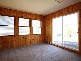 3 Bd. 2.5 Ba. 1,400 Sqft in Homewood, IL (Photo 9 of 12)