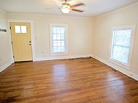 Completely Renovated 1910 Mill Home with 2 Bedrooms and 1.5 Bat in Fountain Inn, SC (Photo 9 of 11)